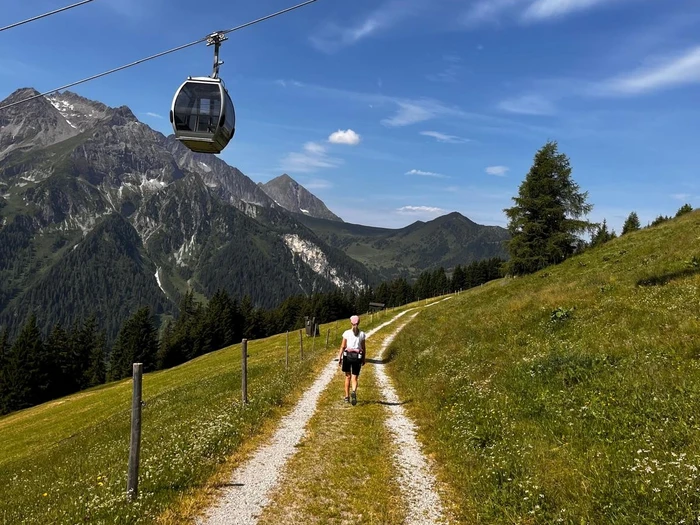 Wandern mit der Gondel als Aufstiegshilfe - Berge erleben
